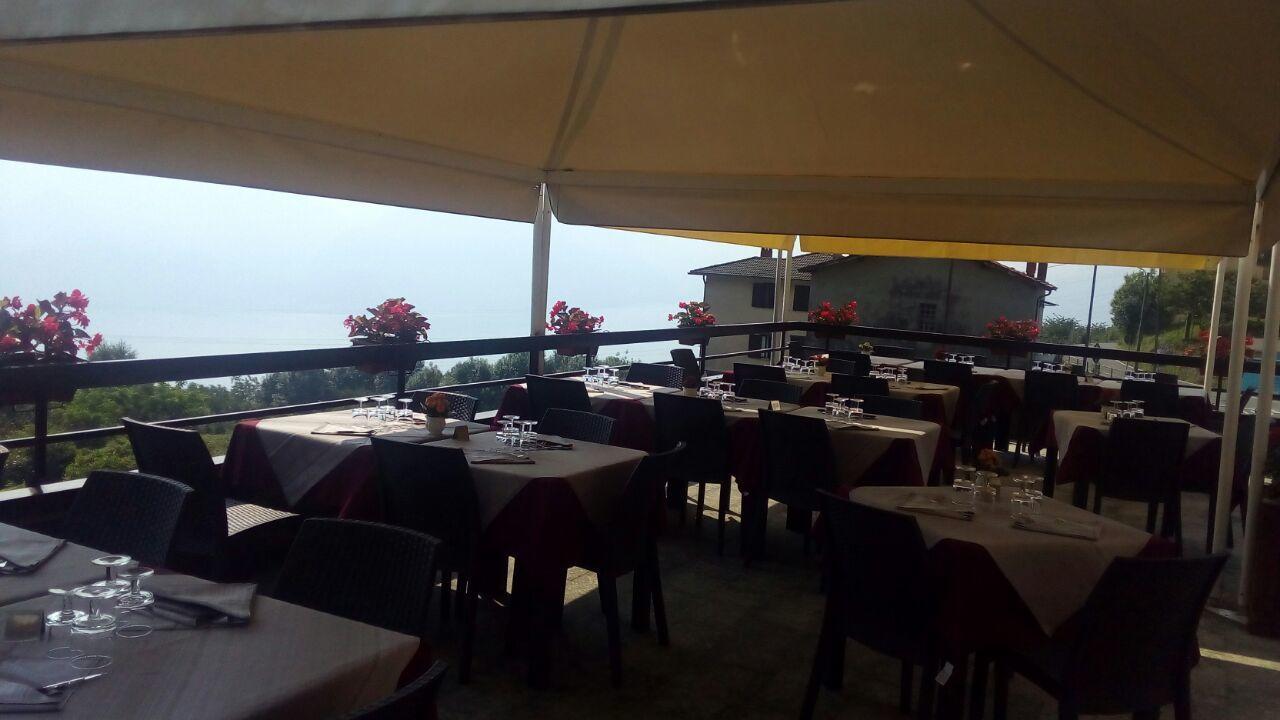 Hotel Ristorante La Sorgente Plesio Exterior photo
